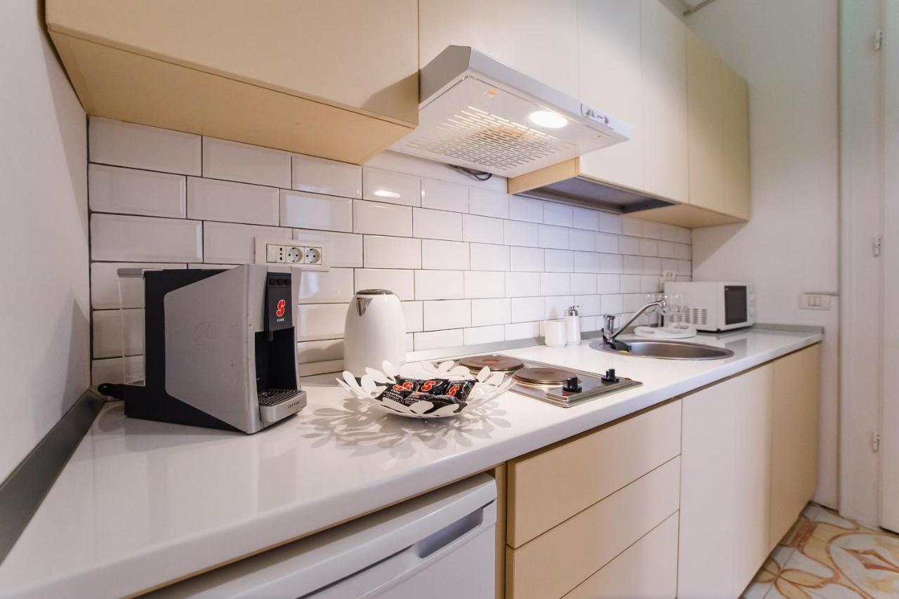 Eat It Cozy Downtown Apartments 오라데아 외부 사진